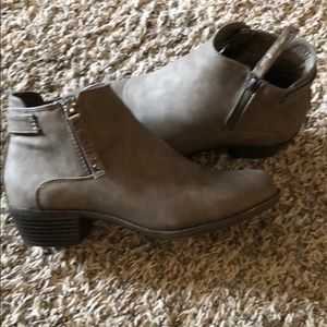 Madden girl size 7.5